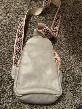 Moda Luxe crossbody bag. #1
